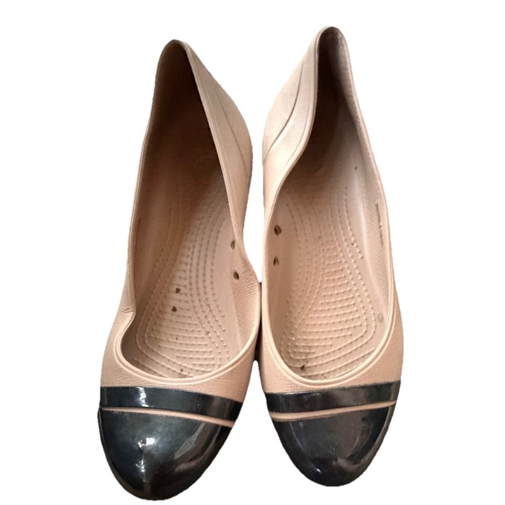 Crocs Cap Toe Ballet Flats Women 7 Tan Black Patent Slip On Comfort Shoes